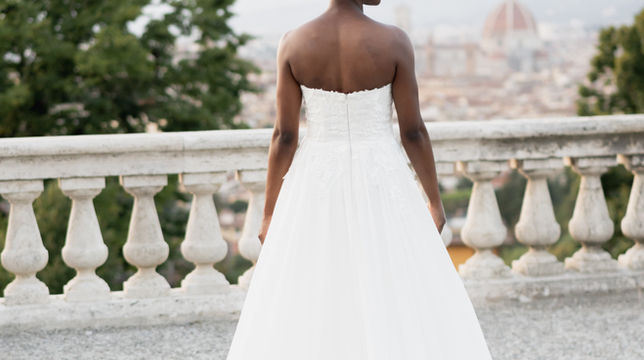 Adetinpo Thomas, pixie cut wedding hair, wedding hair jewelry pixie cut, short hair wedding styles, black woman destination wedding, tuscan wedding, florence destination wedding short hair, black wedding,  dark skin bride, wedding jewelry, glamour brides, the sentimentalist, wedding dress, wedding dresses, the knot, villa agape, italian wedding 