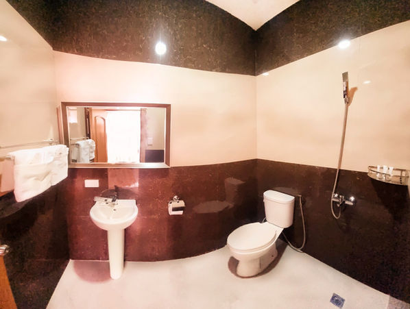 BEACHFRONT TWO-BEDROOM VILLA. Bathroom. Philippines Paradise Beachfront Hotel.