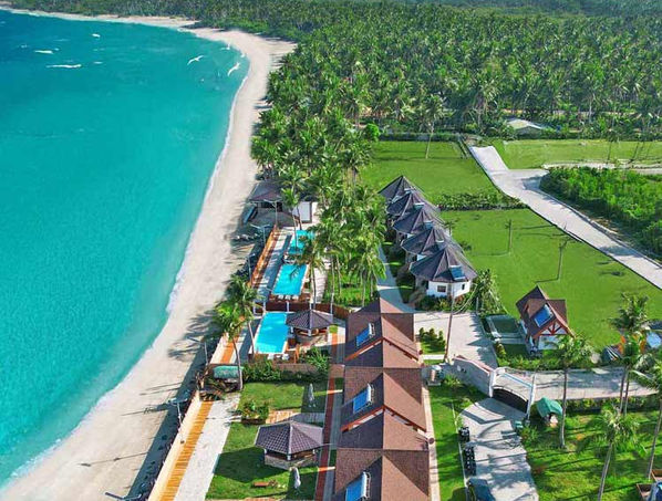LUXURY BEACHFRONT HOTEL
