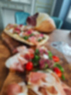 PLANCHE DE CHARCUTERIE ET DES FROMAGES ITALIENNE