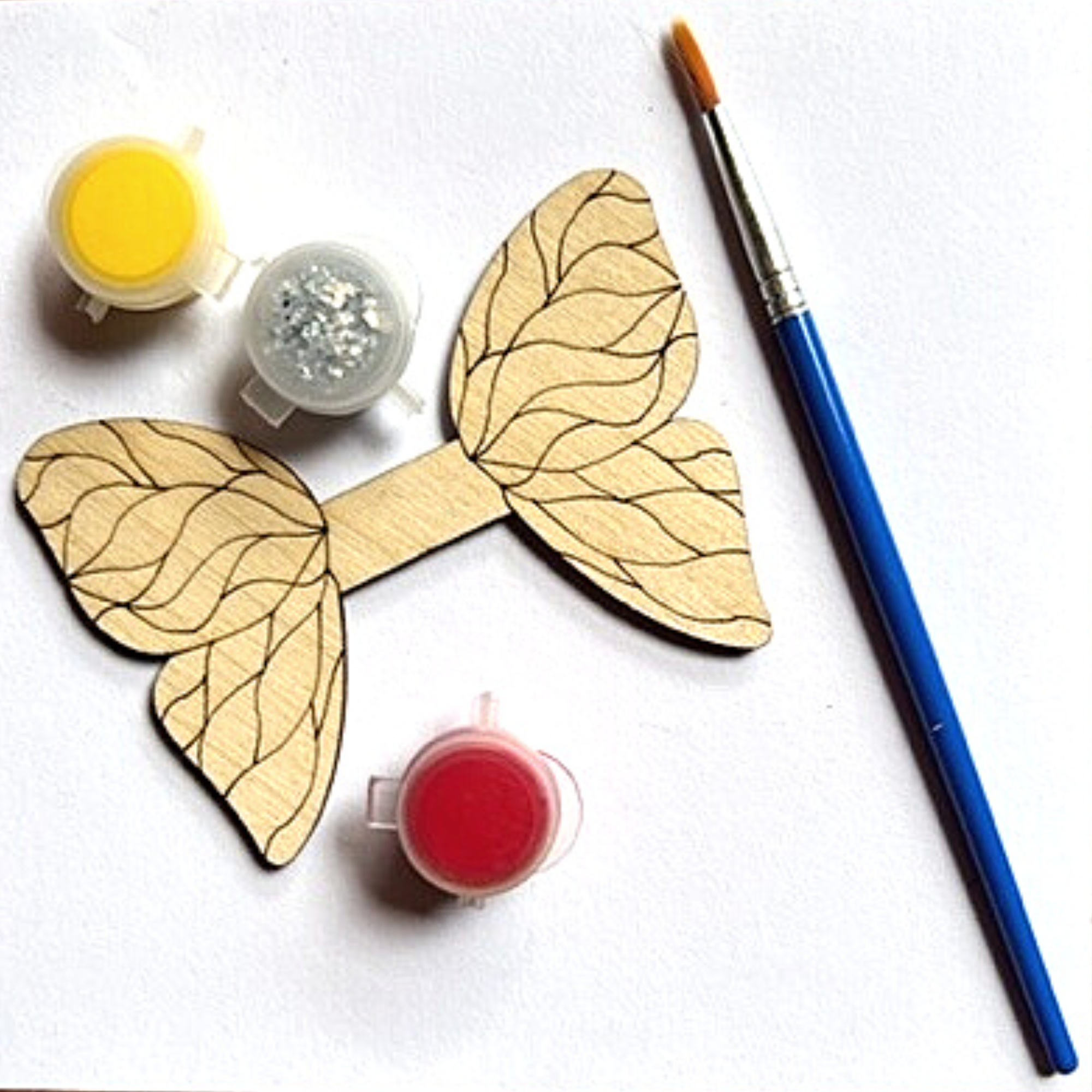 Mosaic + 3 Colors - Wings, Paint and Brush