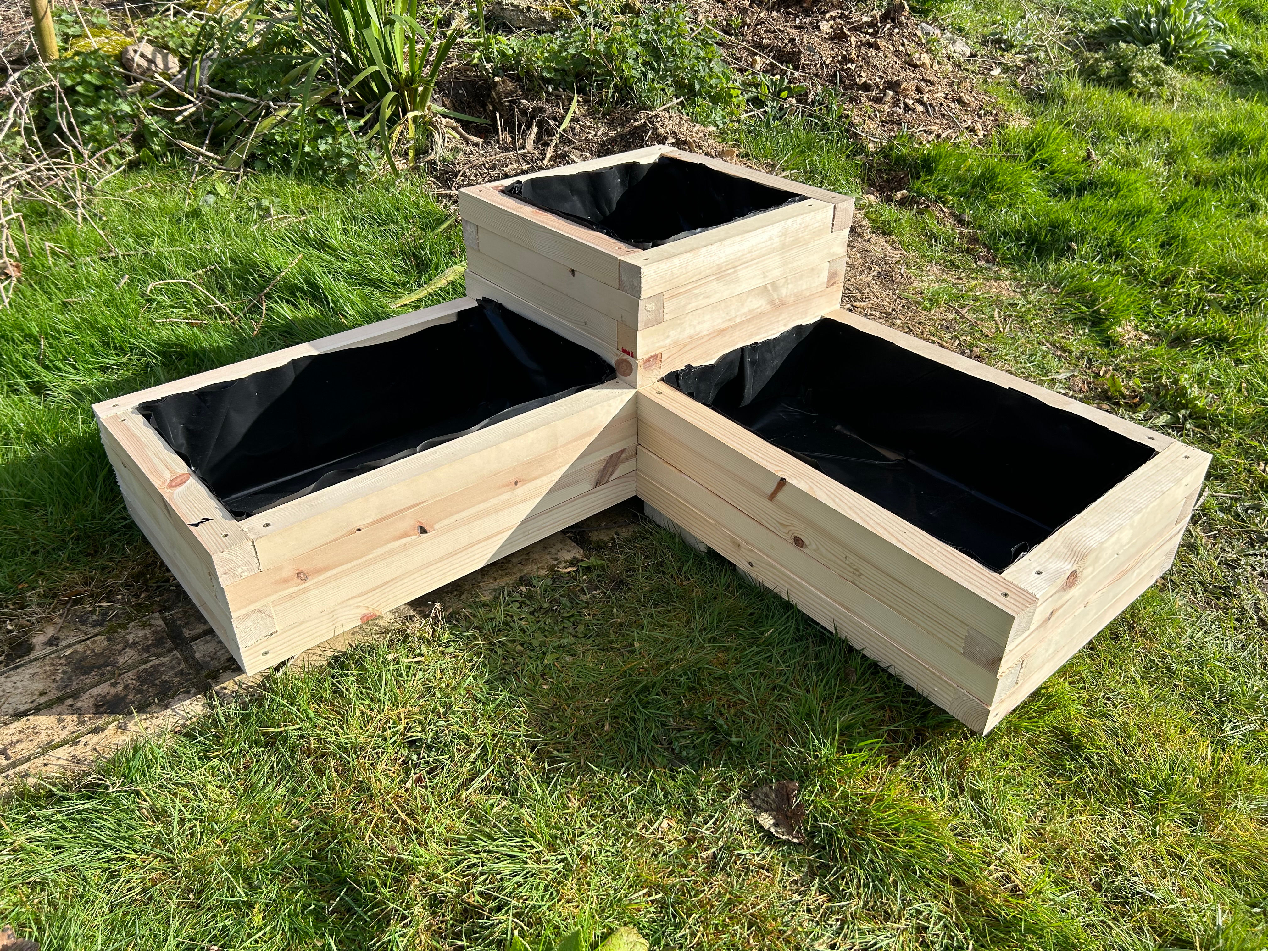 Solid Wood Raised Section Garden Planter