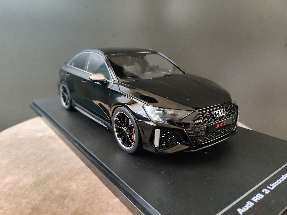Thumbnail: Audi RS3 Limousine 2022 IXO 1:18.