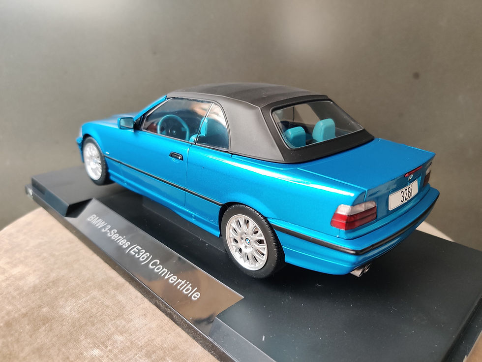 Thumbnail: BMW 328i E36 cabriolet MCG 1:18e