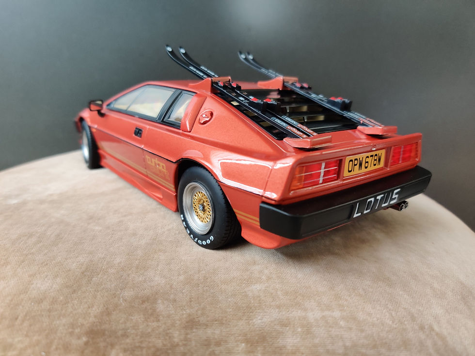 Thumbnail: Lotus Esprit Turbo 1981 KK-Scale 1:18