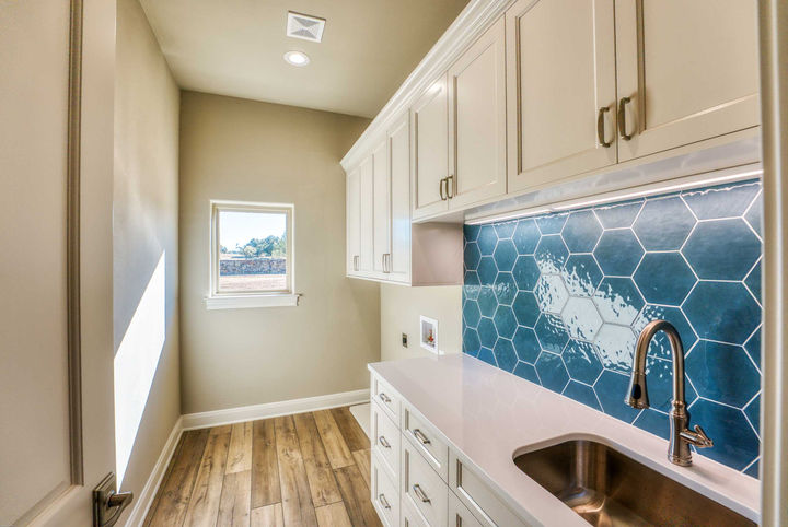 AWJ Homes specializes in luxury custom designed built homes in Escondido Horseshoe Bay TX and nearby cities in Texas Hill Country