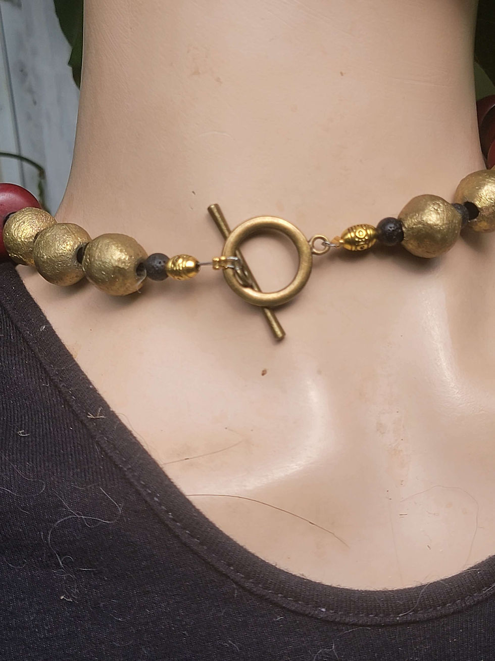 Miniatura: Brass Shield Pendant 