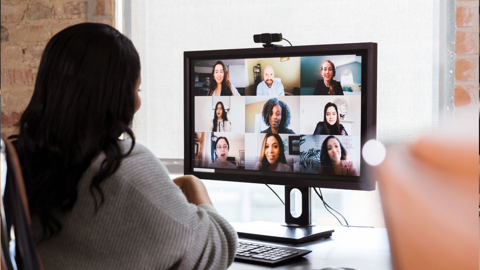 Managing a remote team of software engineers