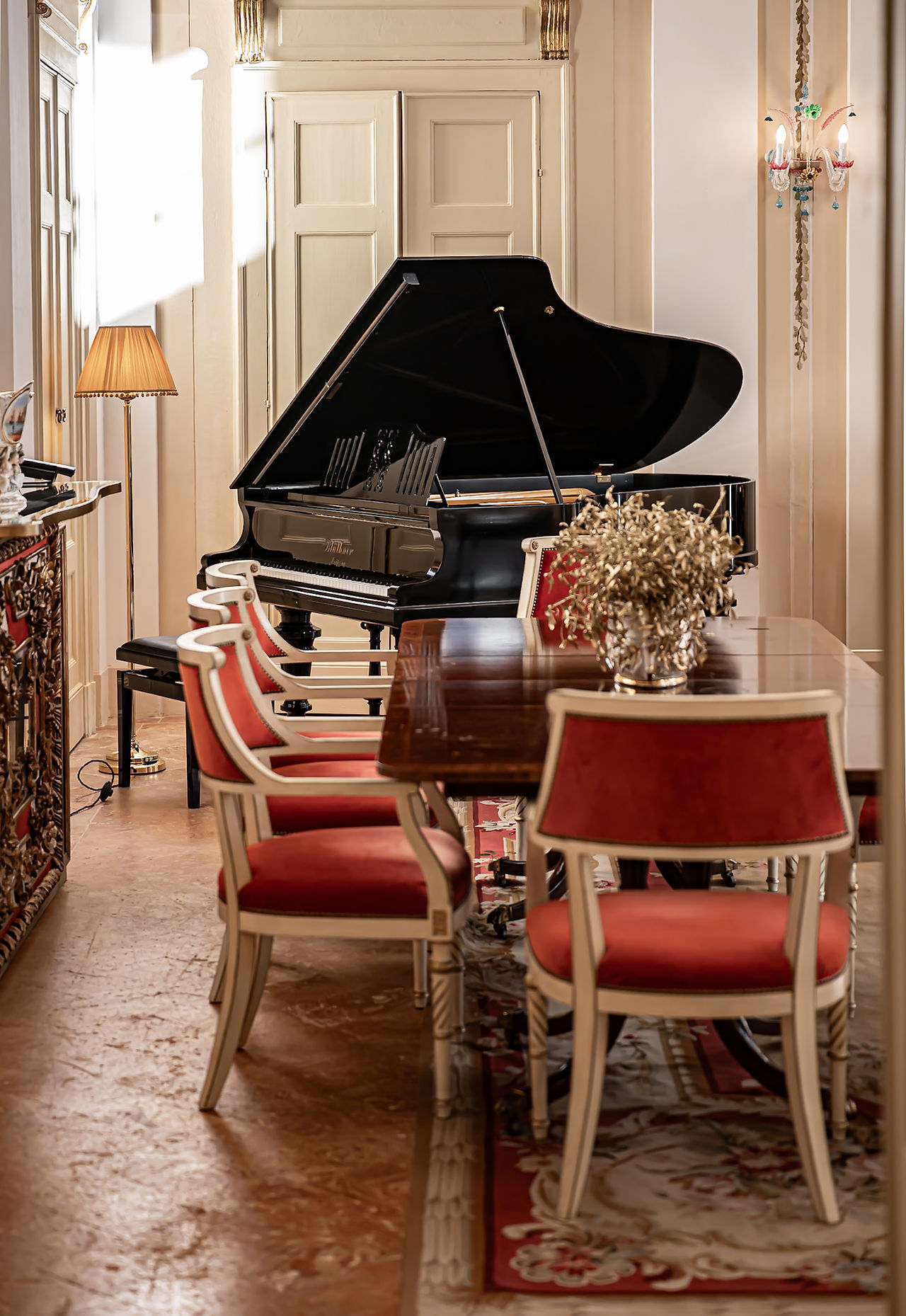 Inside the Suite Bellini at Passalacqua 