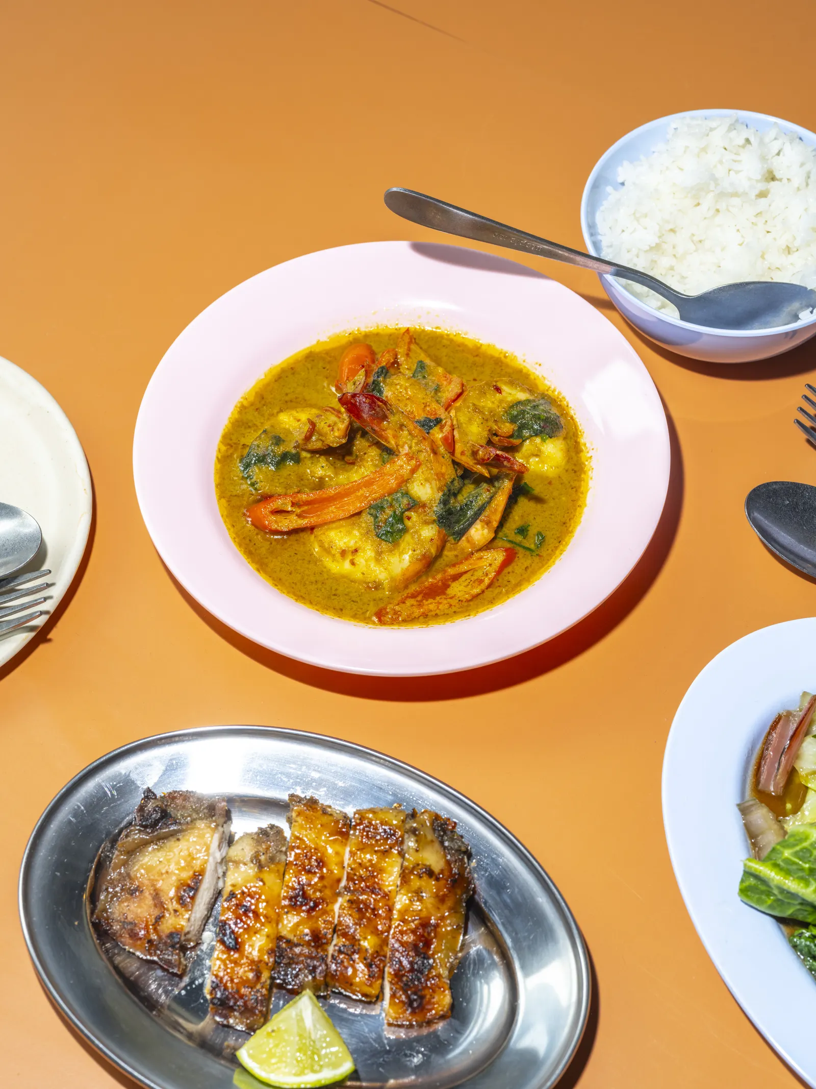 Inside the new Singburi (Courtesy of Singburi)