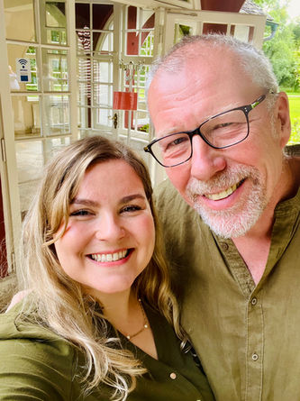 Hochzeitssängerin Jessica  und Peter Herrmann standesamtliche Trauung Musikerduo Gesang und Gitarre Mittelhessen
