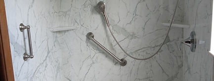 Modern walk-in shower installation in Kissimmee..jpg