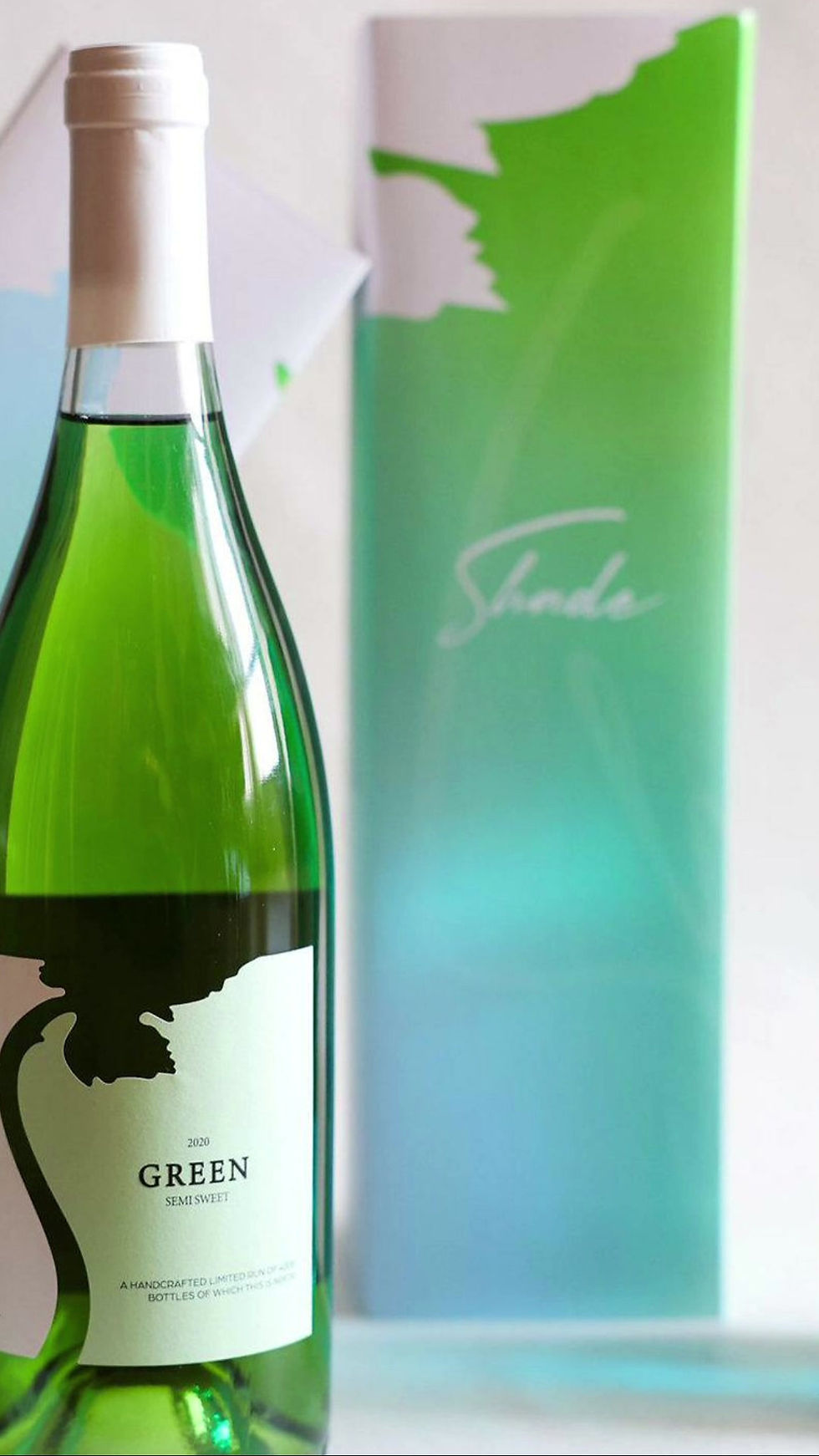 Thumbnail: Shade Green Wine with Gift Box