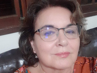 Denise-min.jpeg