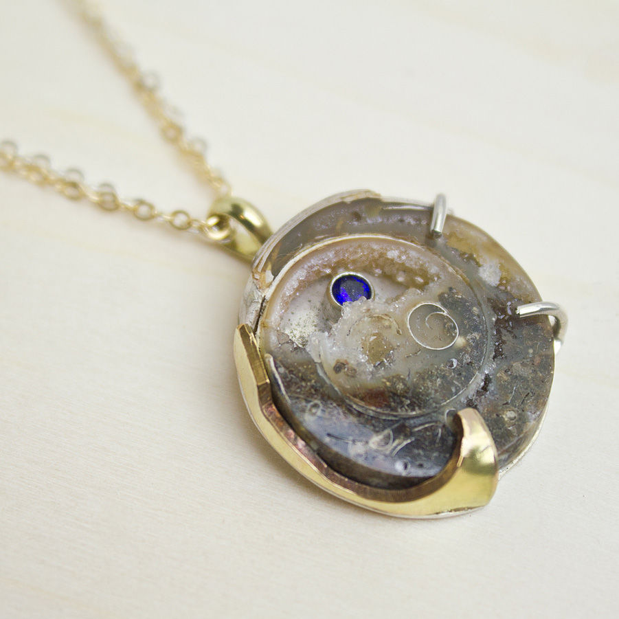 shell pendant2.jpg