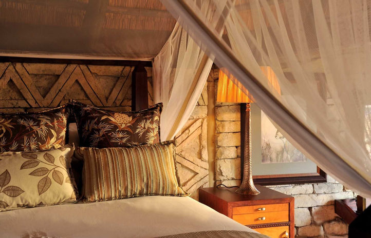 Serena Mivumo River Lodge