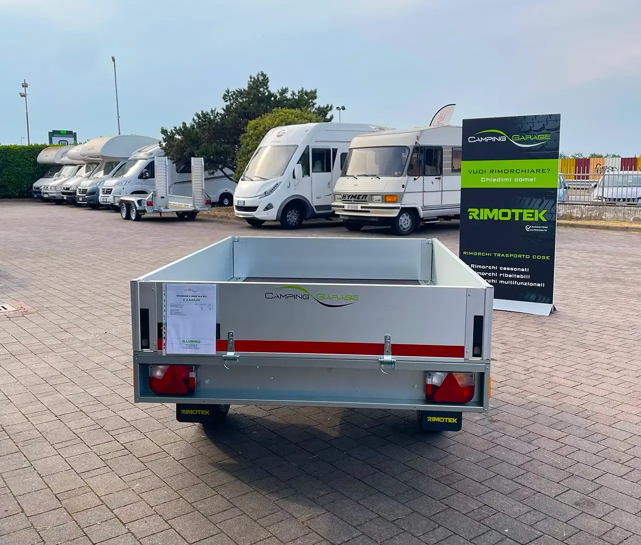Foto Rimorchio, C200 CF ALU fronte sede Camping Garage a Novara