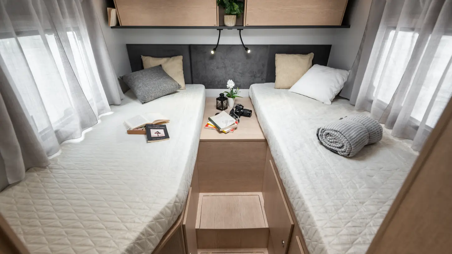 Foto interno Compact C66, sede Camping Garage a Novara
