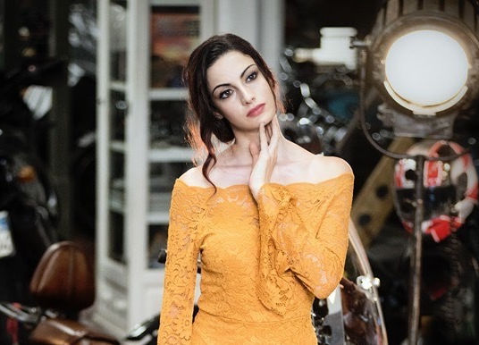 Mary Raw: Inspiring Beauty, Overcoming Bullying, and Spreading Awareness : Retro Kolkata Exclusive