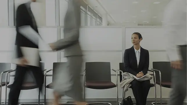 Assistenz wartet auf Interview (86).webp