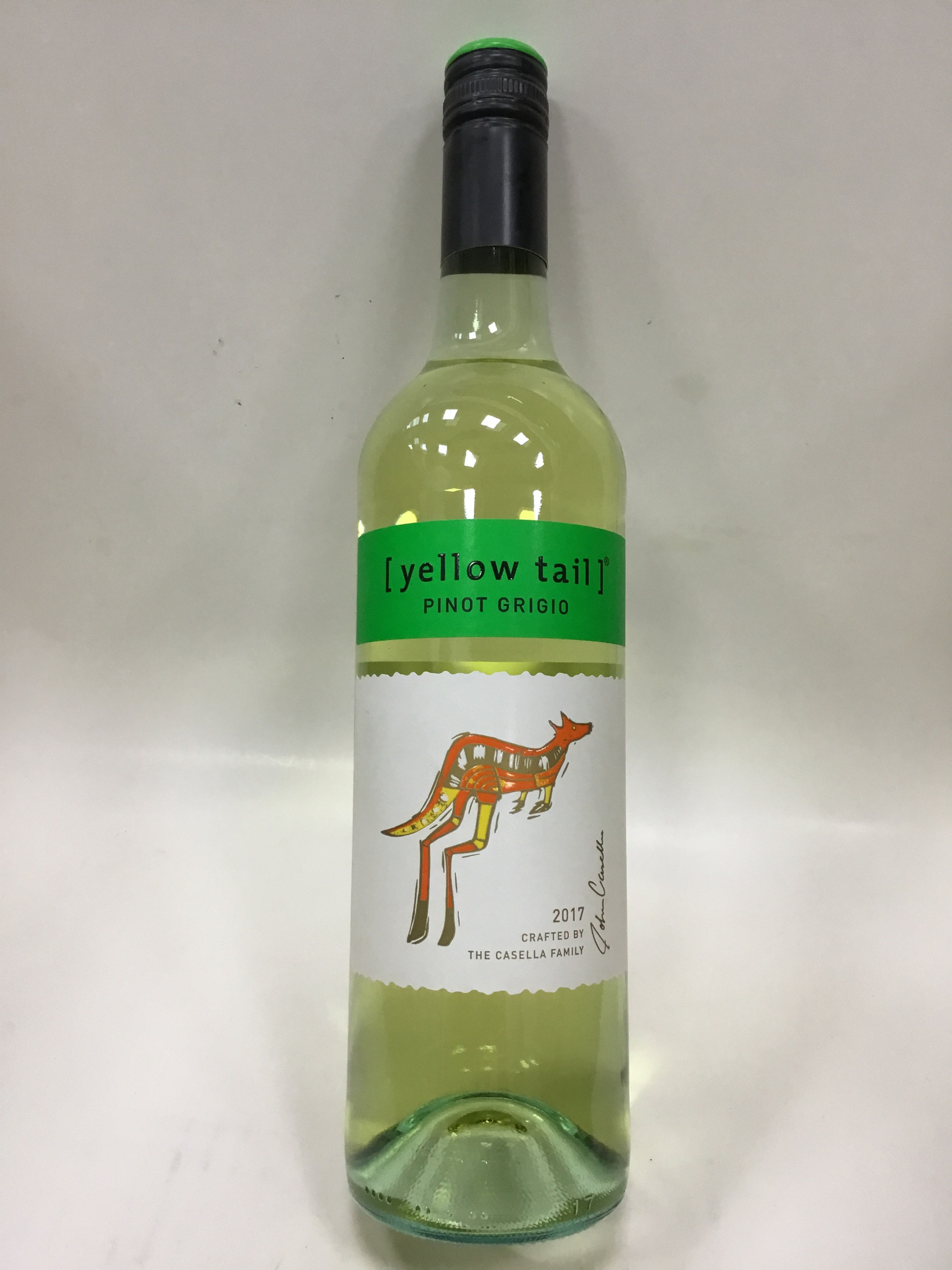 YELLOW TAIL PINOT GRIGIO