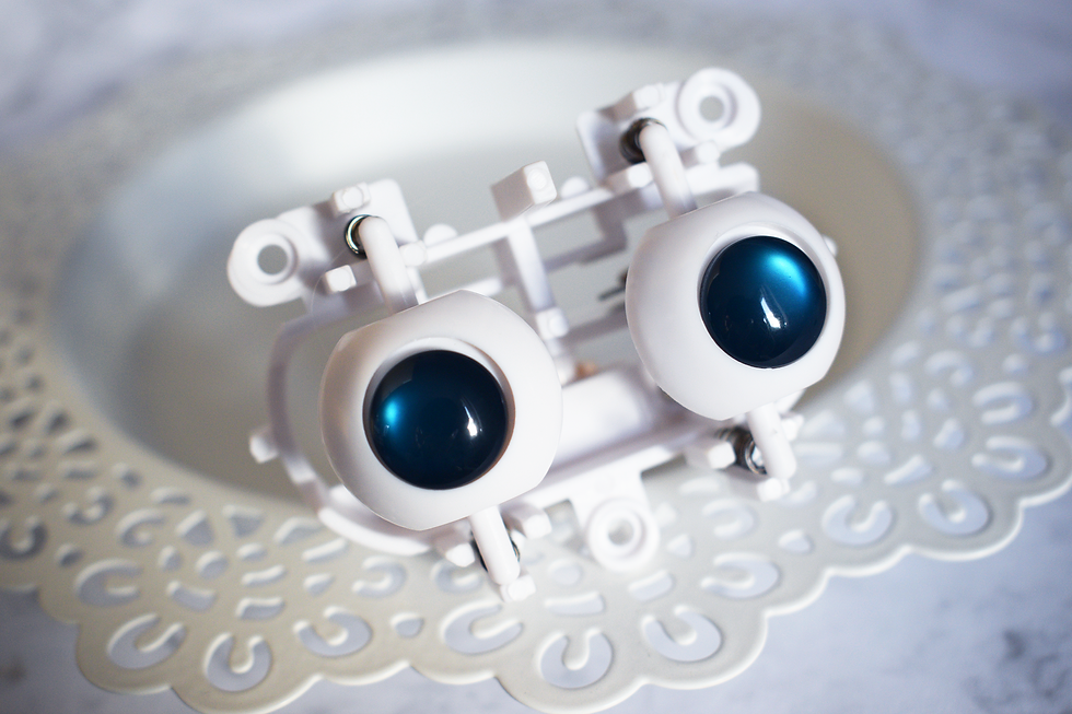 Cabochon bleu foncé "eyechips" en résine 12mm pour Pullip