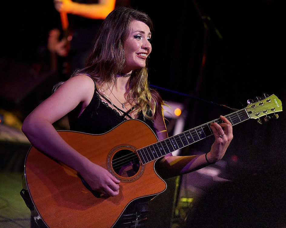 Rews Shauna Tohill on Tour