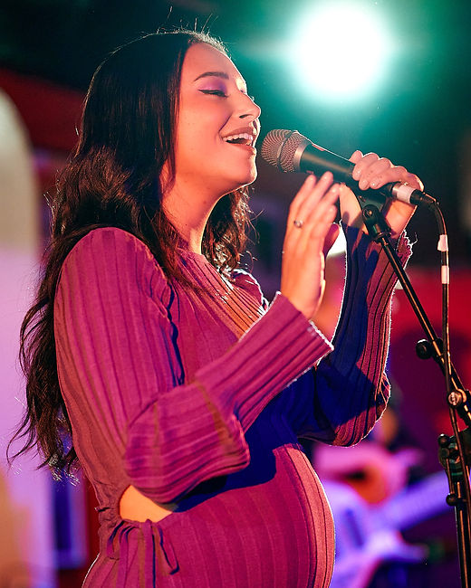 Leah Weller at the 100 club London