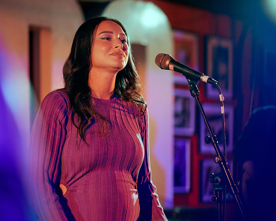 Leah Weller at the 100 club London