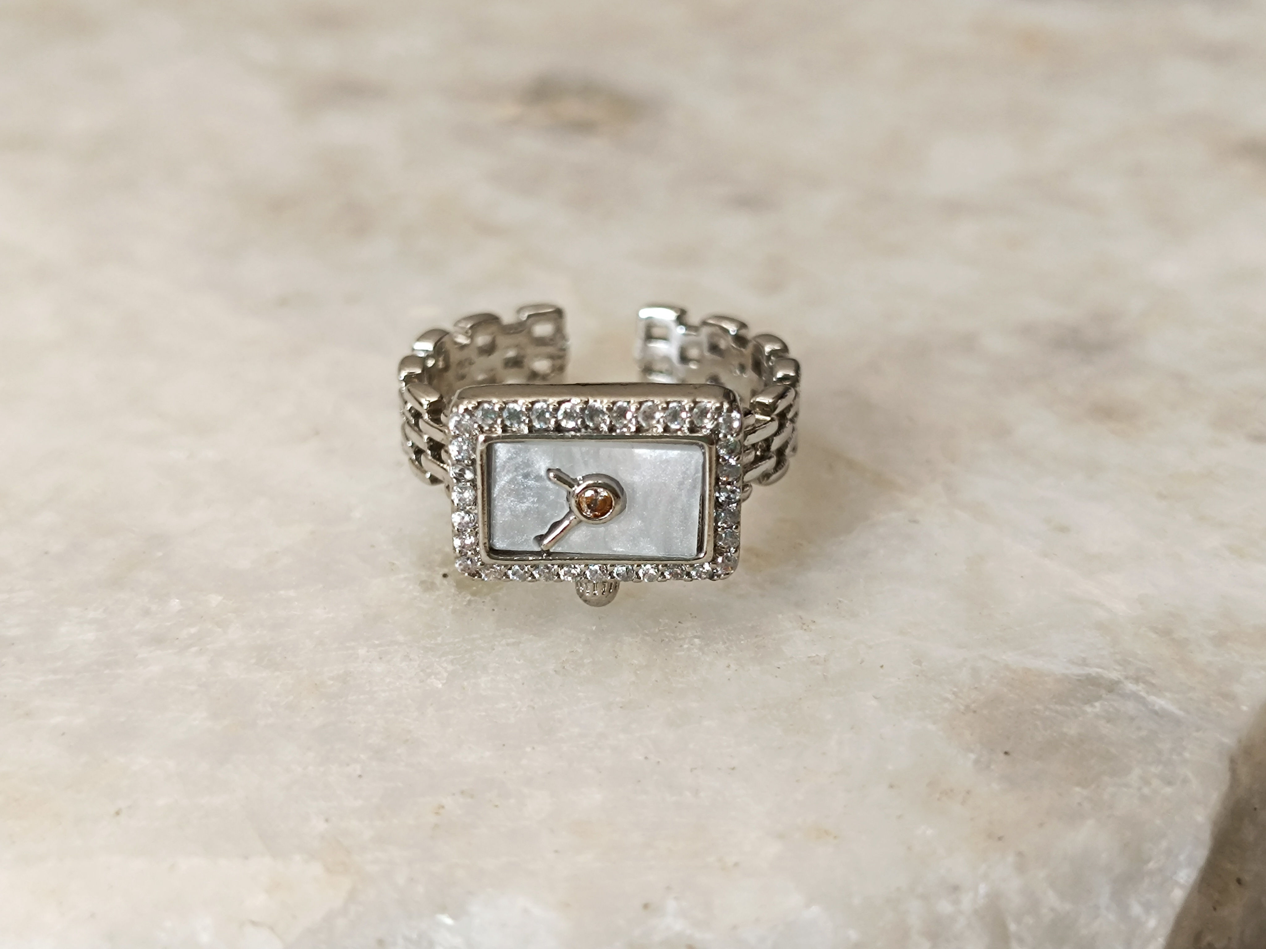 Rectangle white clock halo ring (Rhodium, Brass)