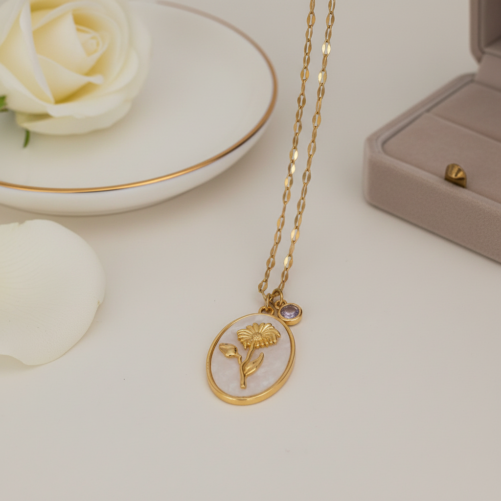 Daisy Fleur Pendant