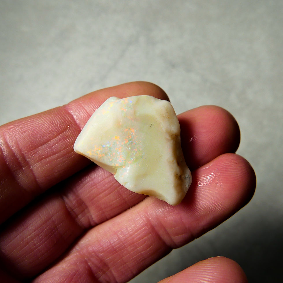 Lightning Ridge Rough White Opal 47crts - EO-251