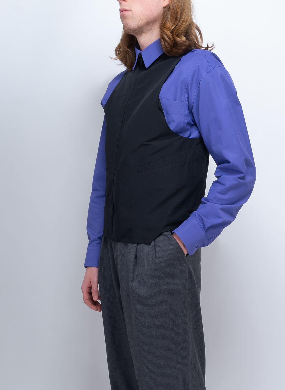 Fitted gilet, zipper opening, pocket and signature cut - MAATOUT