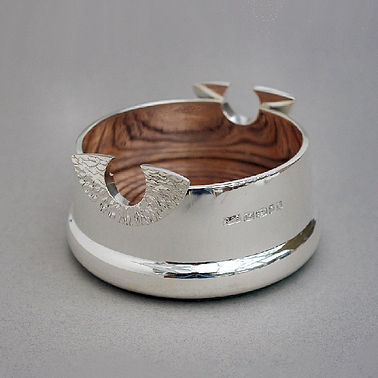 Silver Bottle Coaster crescent motive