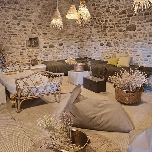the barn of the O Petit BOnheur estate