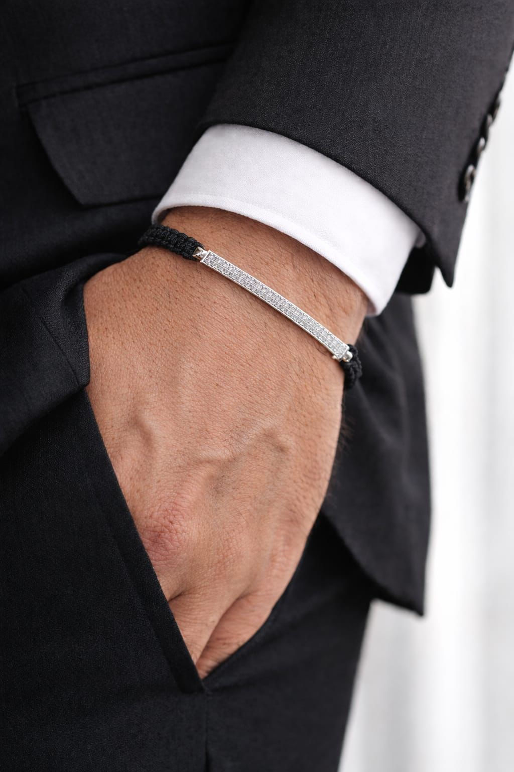 צמיד מקרמה כסף לגבר