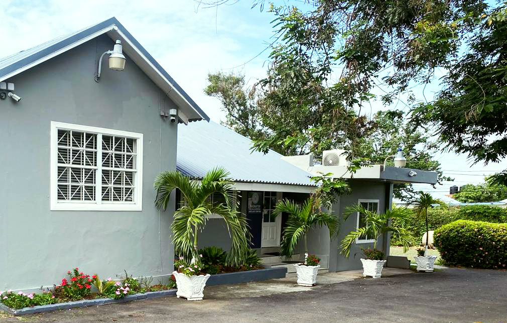 entrance- Image 2022-08-23 at 2.27.56 PM-7.jpg