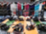 Different kinds of skis and snowboards available at the Skibörse