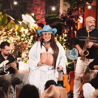 Lauana Prado durante a divulgação do projeto "Cantos da Casa".