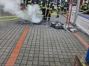Kellerbrand im Serverraum: Feuerwehren verhindern Ausbreitung