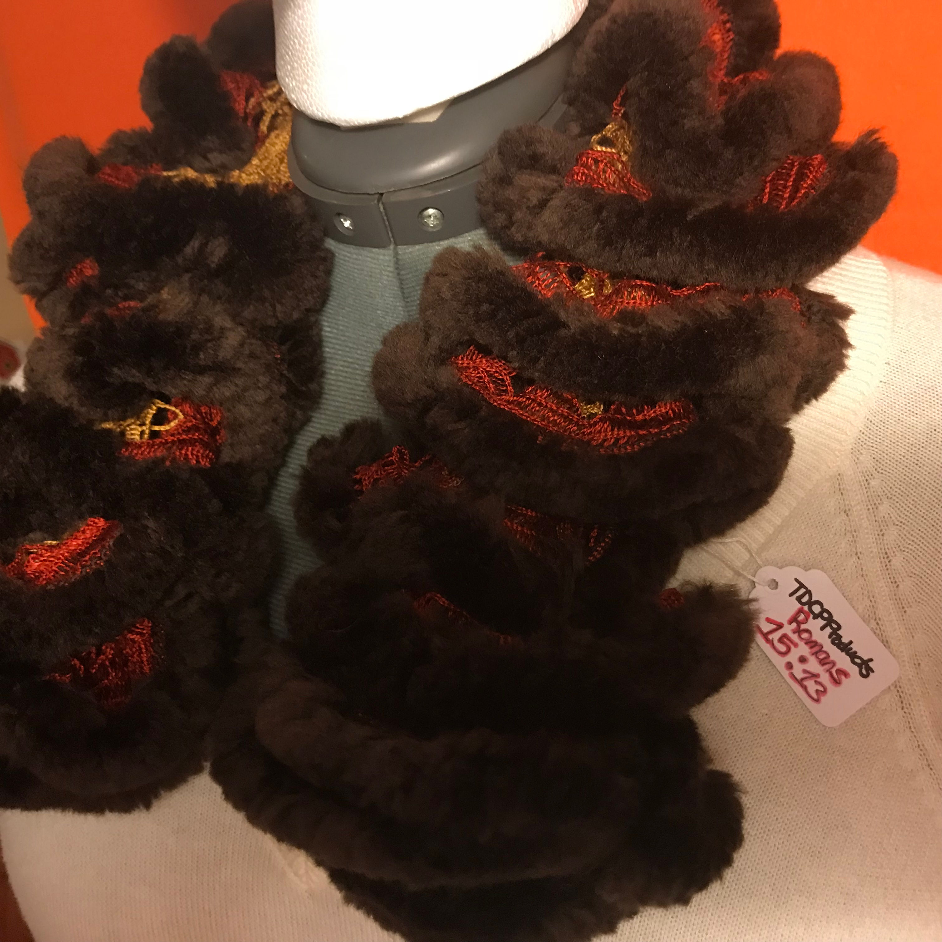 Joyful Leaves Of Autumn Sashay Fur Scarf