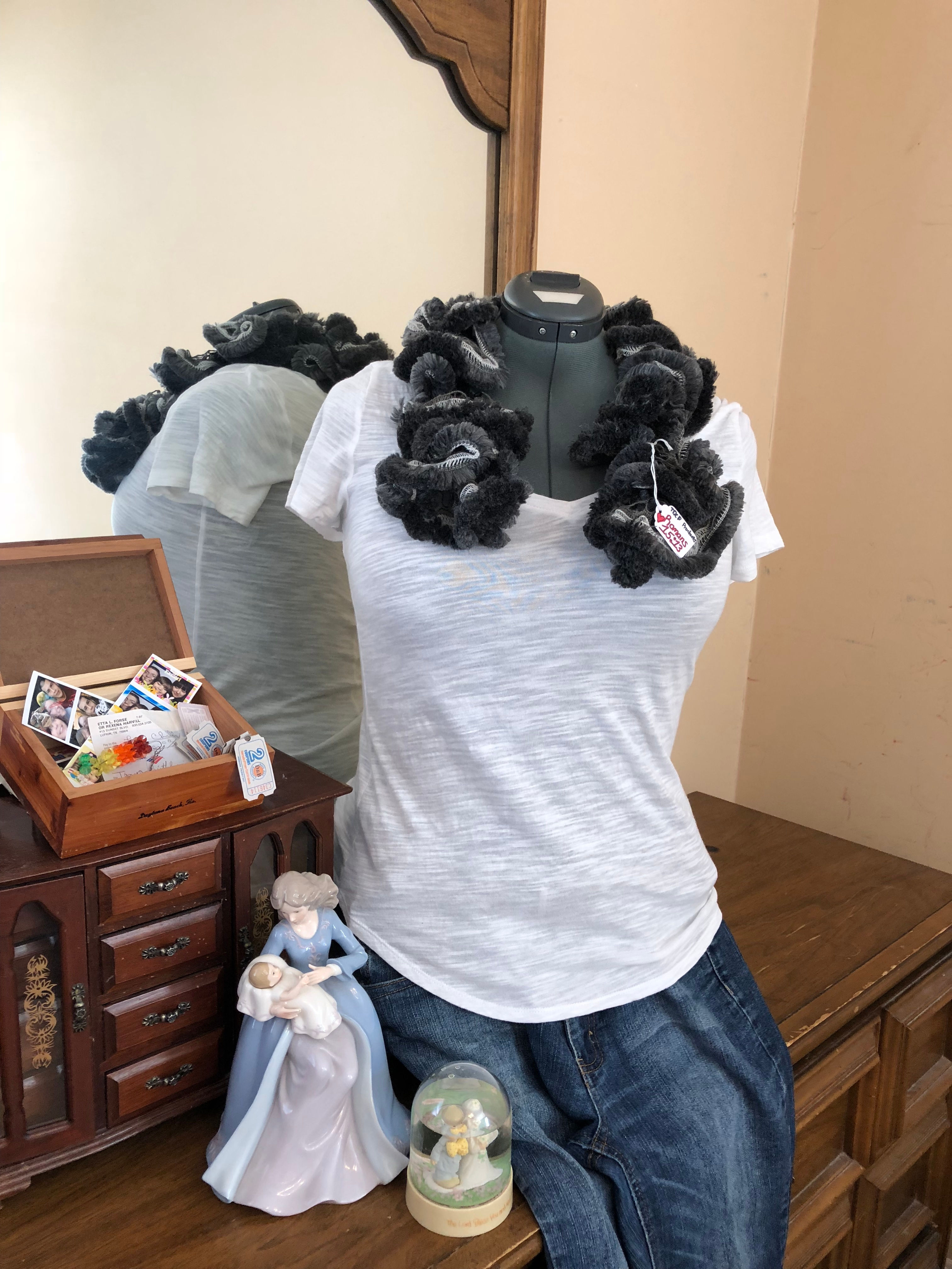 Joyful Panda Hug Sashay Fur Scarf