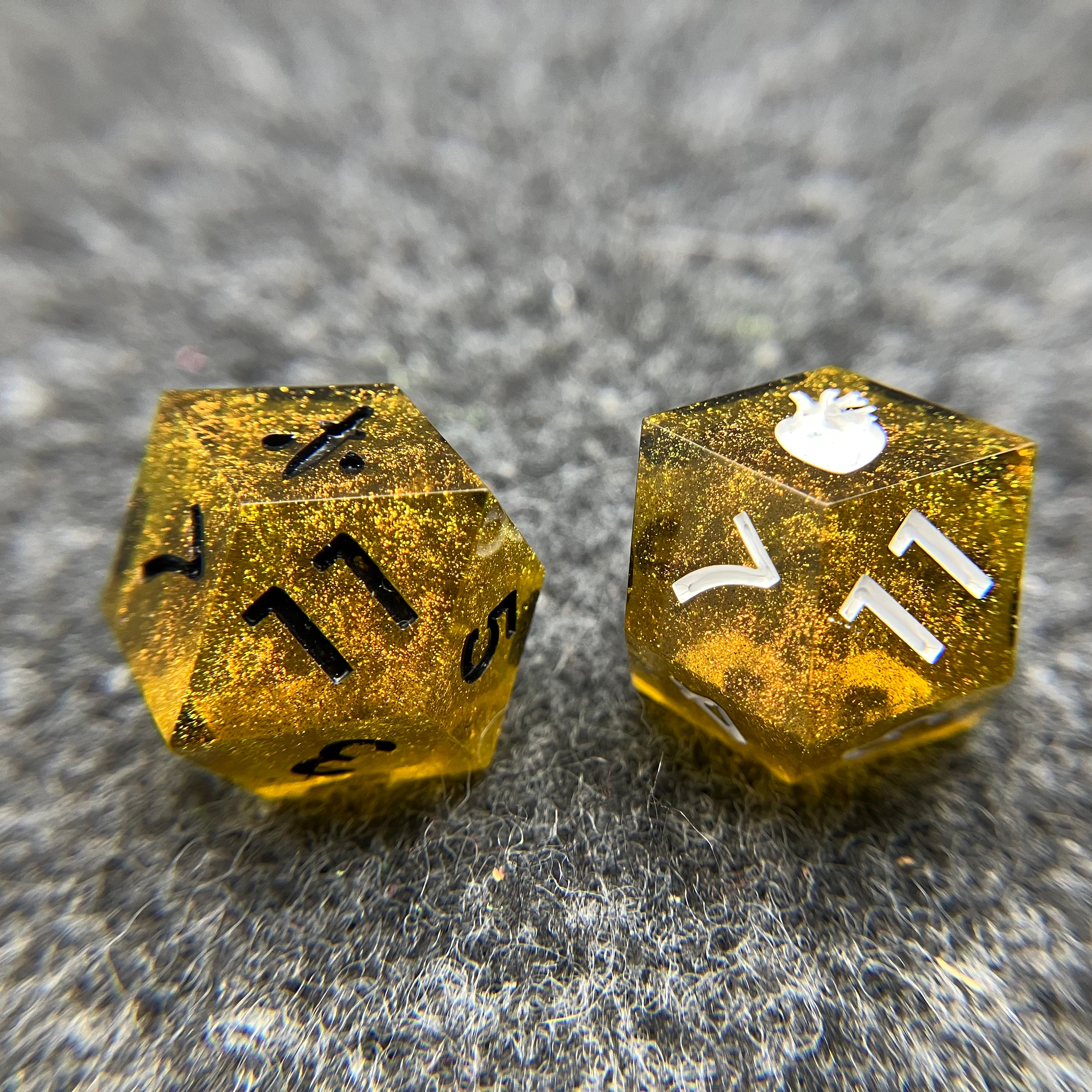 Amber Daggerheart pair