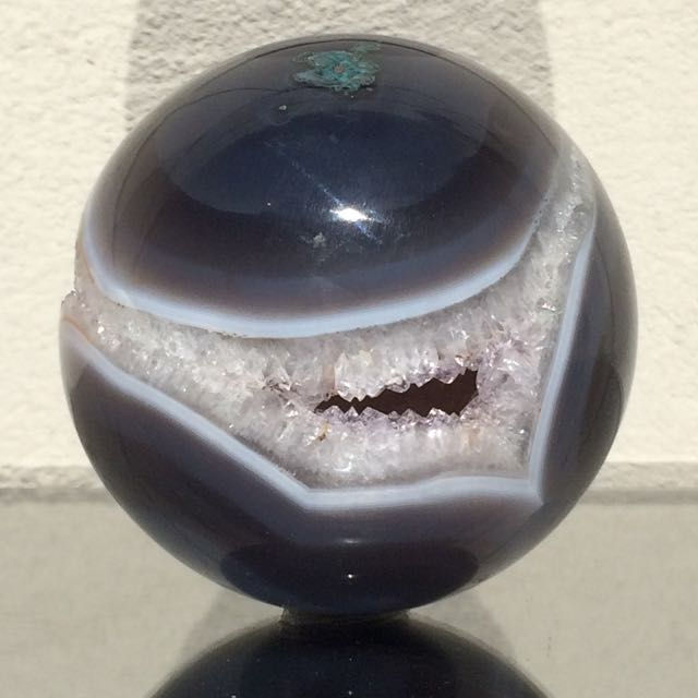 Thumbnail: Agate Druzy sphere