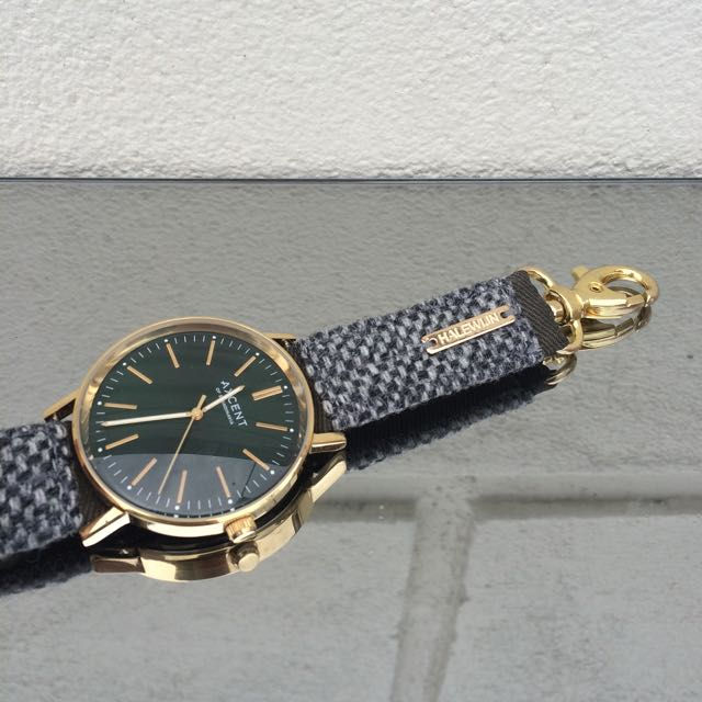 Thumbnail: Dandy watch