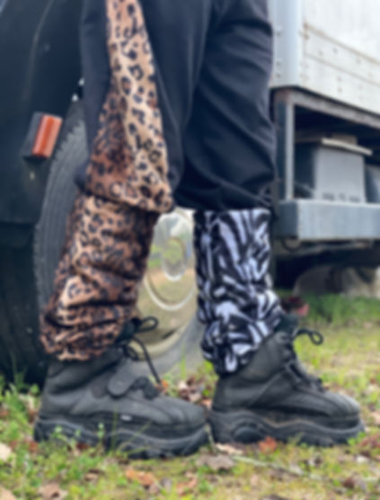 Wild legwarmers