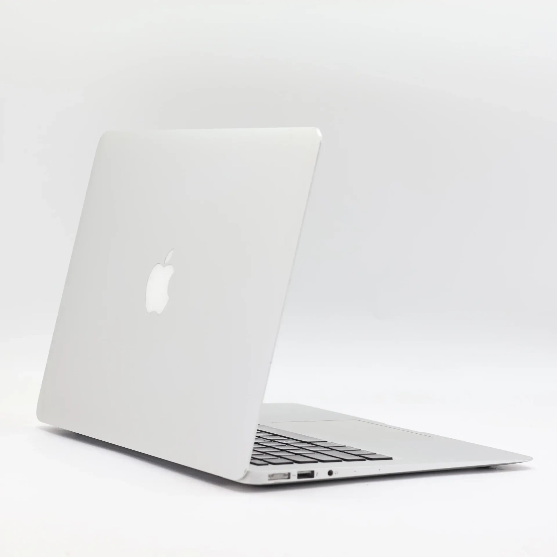 Apple Macbook AIR i5 2015 early 128 GB Silver