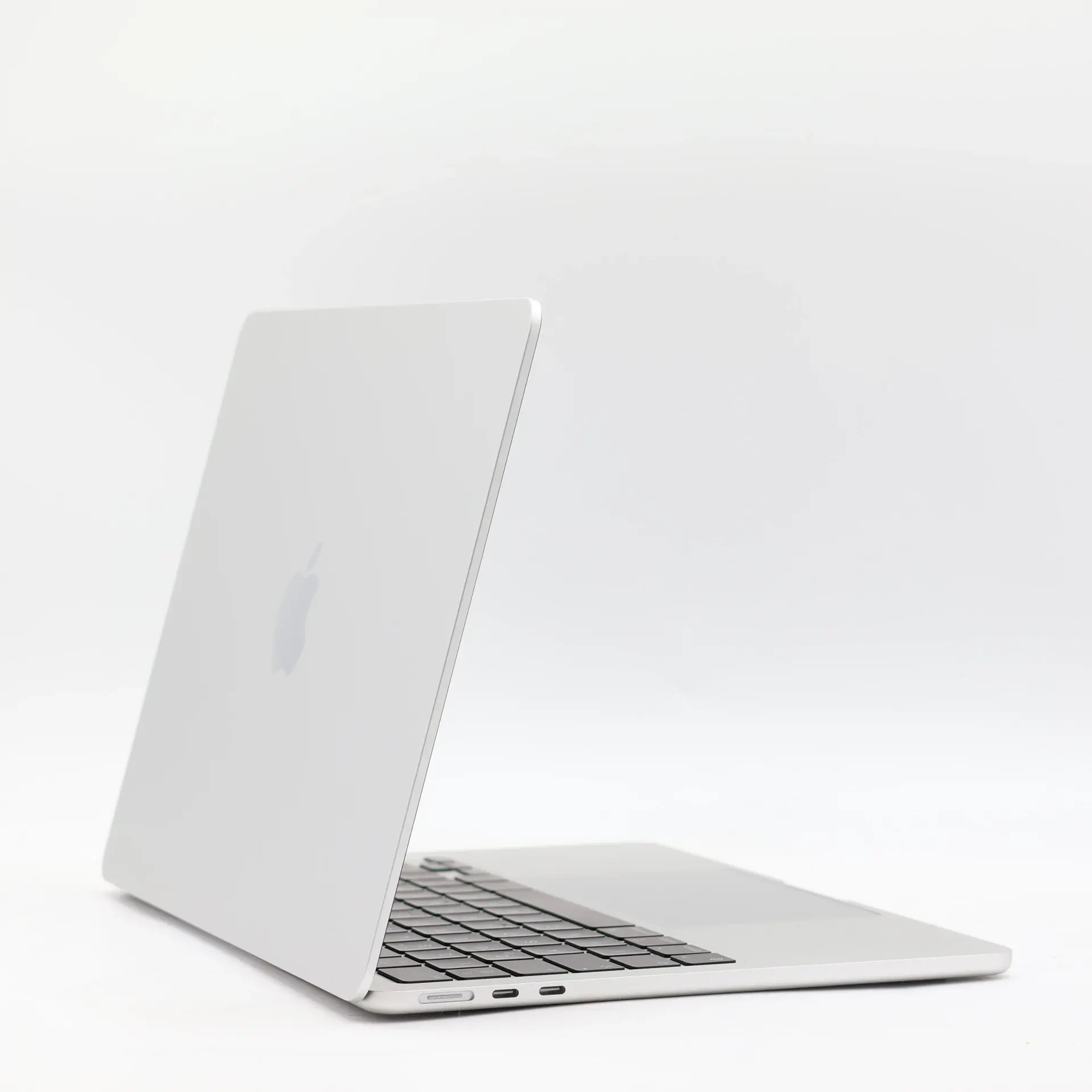 Apple Macbook AIR M2 2022 256 GB Silver