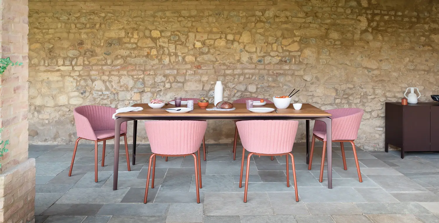 Table de jardin à rallonges à Perpignan dans notre magasin Arte Mobilier