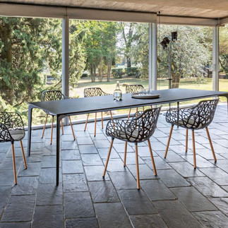 Table de jardin à rallonges à Perpignan dans notre magasin Arte Mobilier